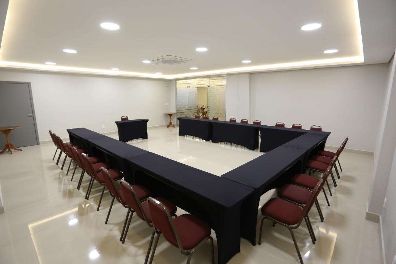 Hotel Caiua Express Умуарама Екстериор снимка